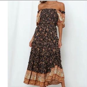 Boho 2pc Floral Neutrals print set top and skirt